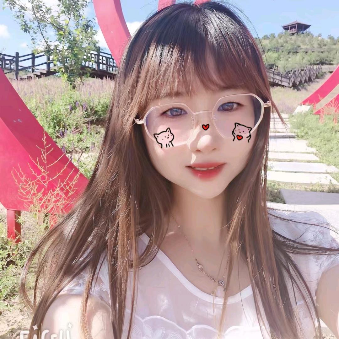 柒月