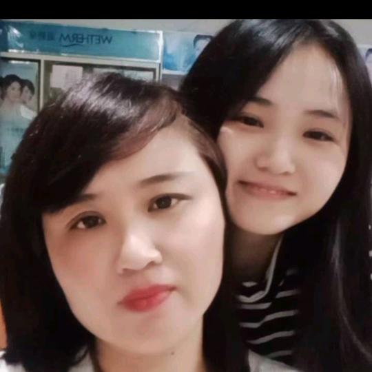 黄岭侠姐睡衣批发零售