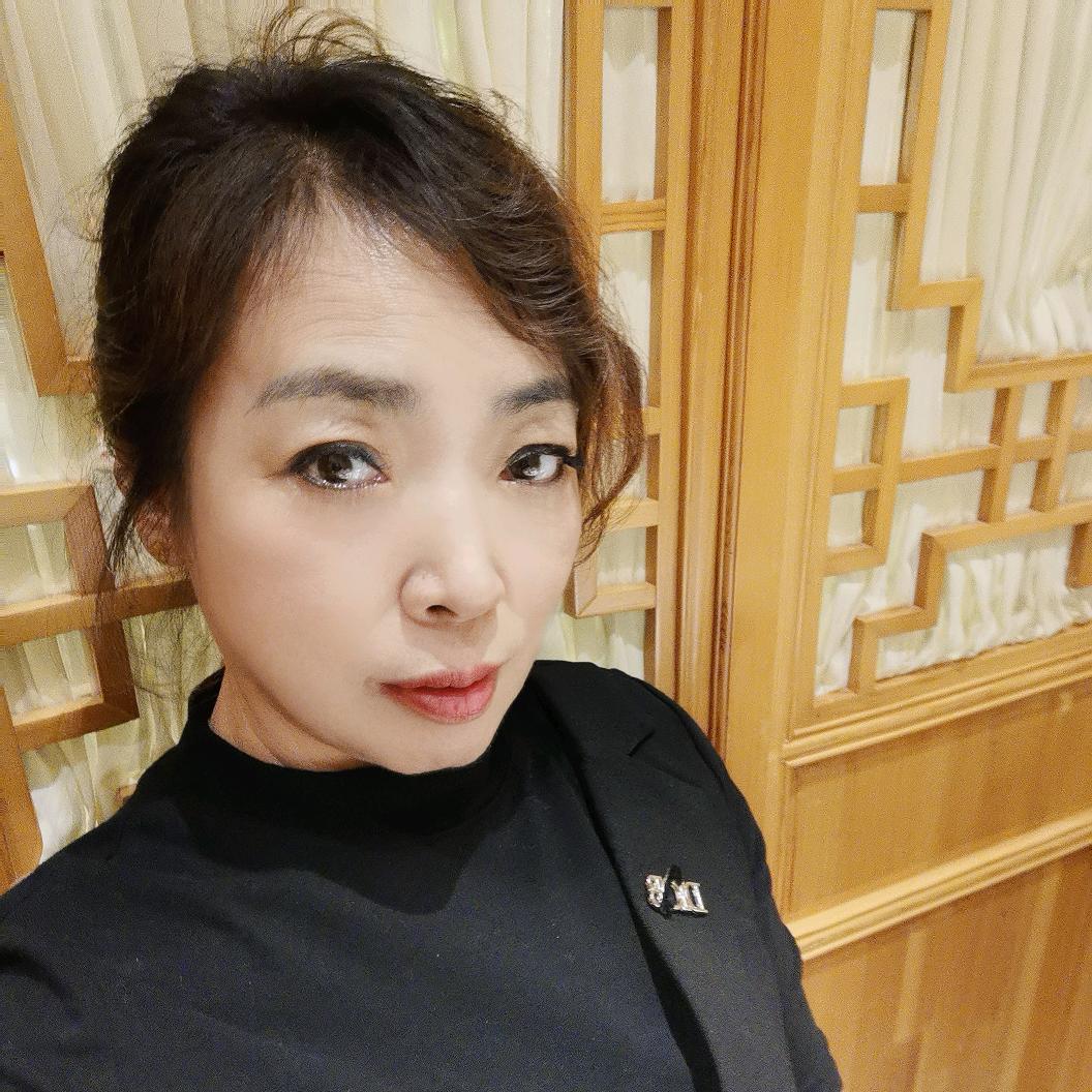 云