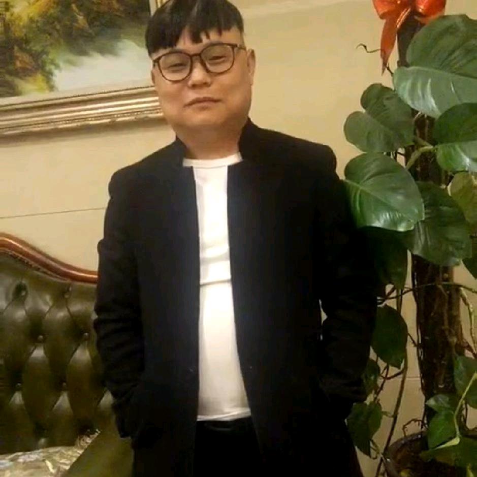 笑到最后（甩头哥）