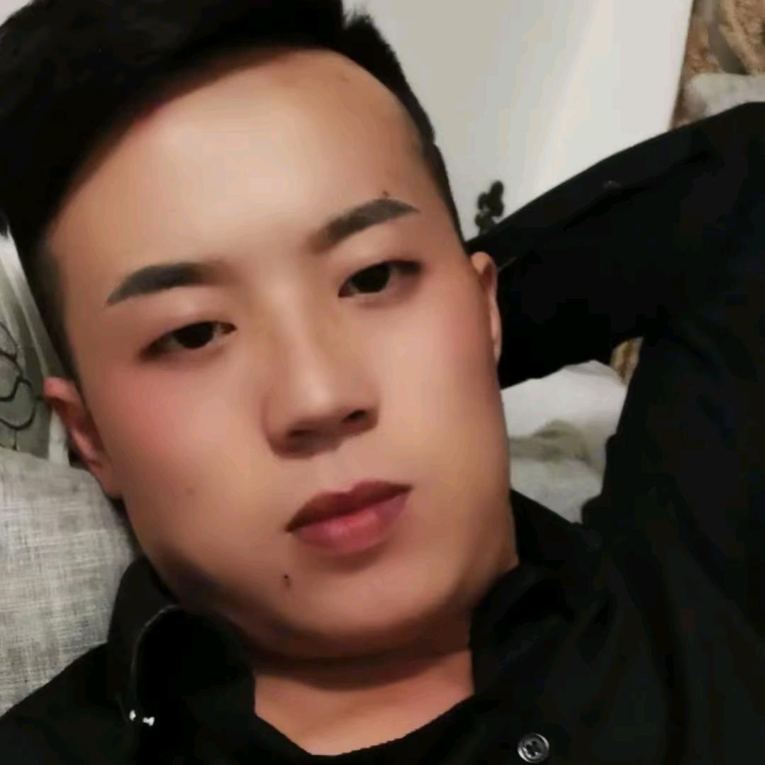 小孔君