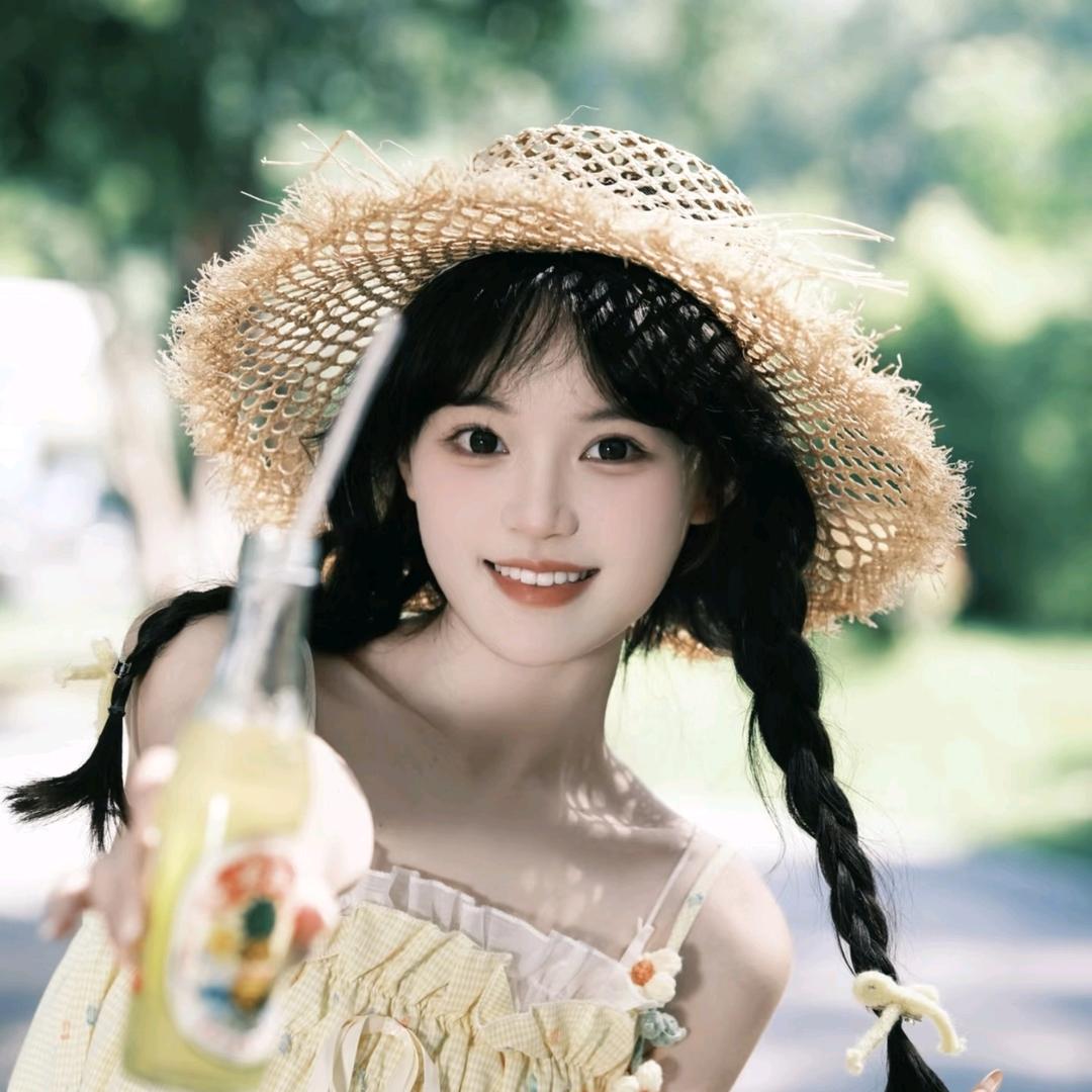 小芳不慌游四方