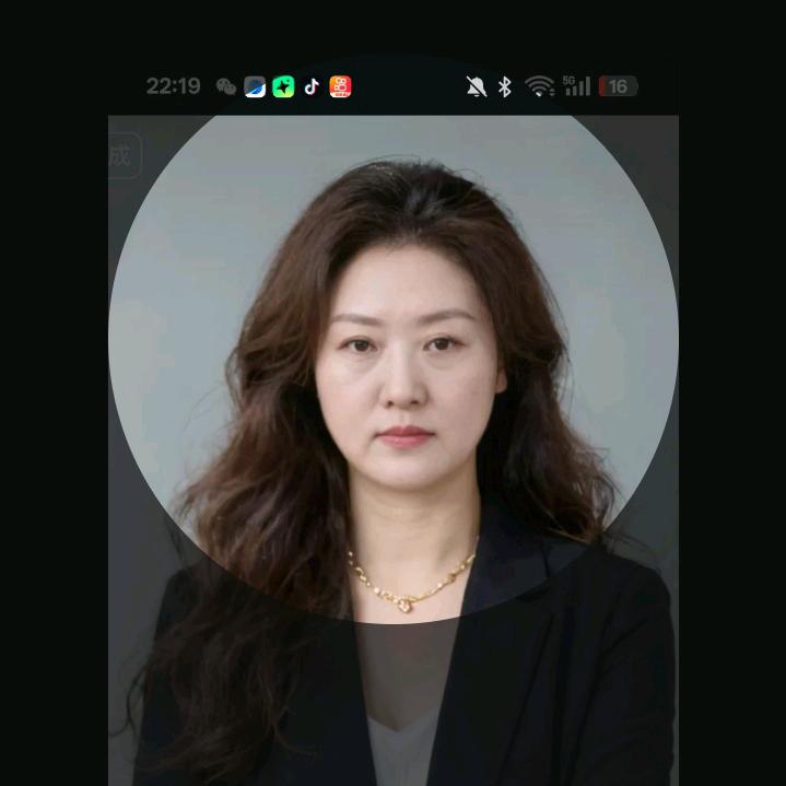 @逸然（晚上10：10首播）二班