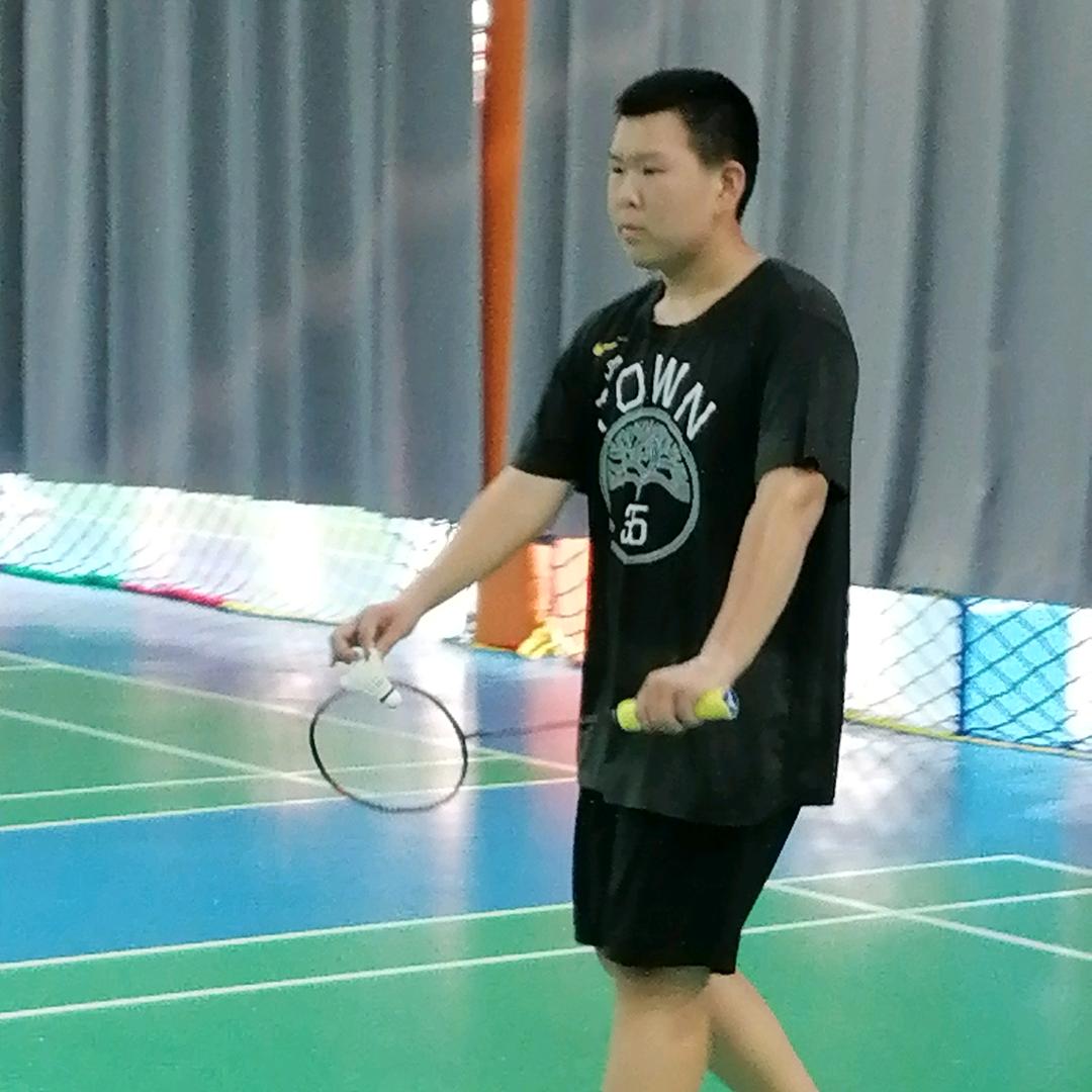 帅哥小蛮腰