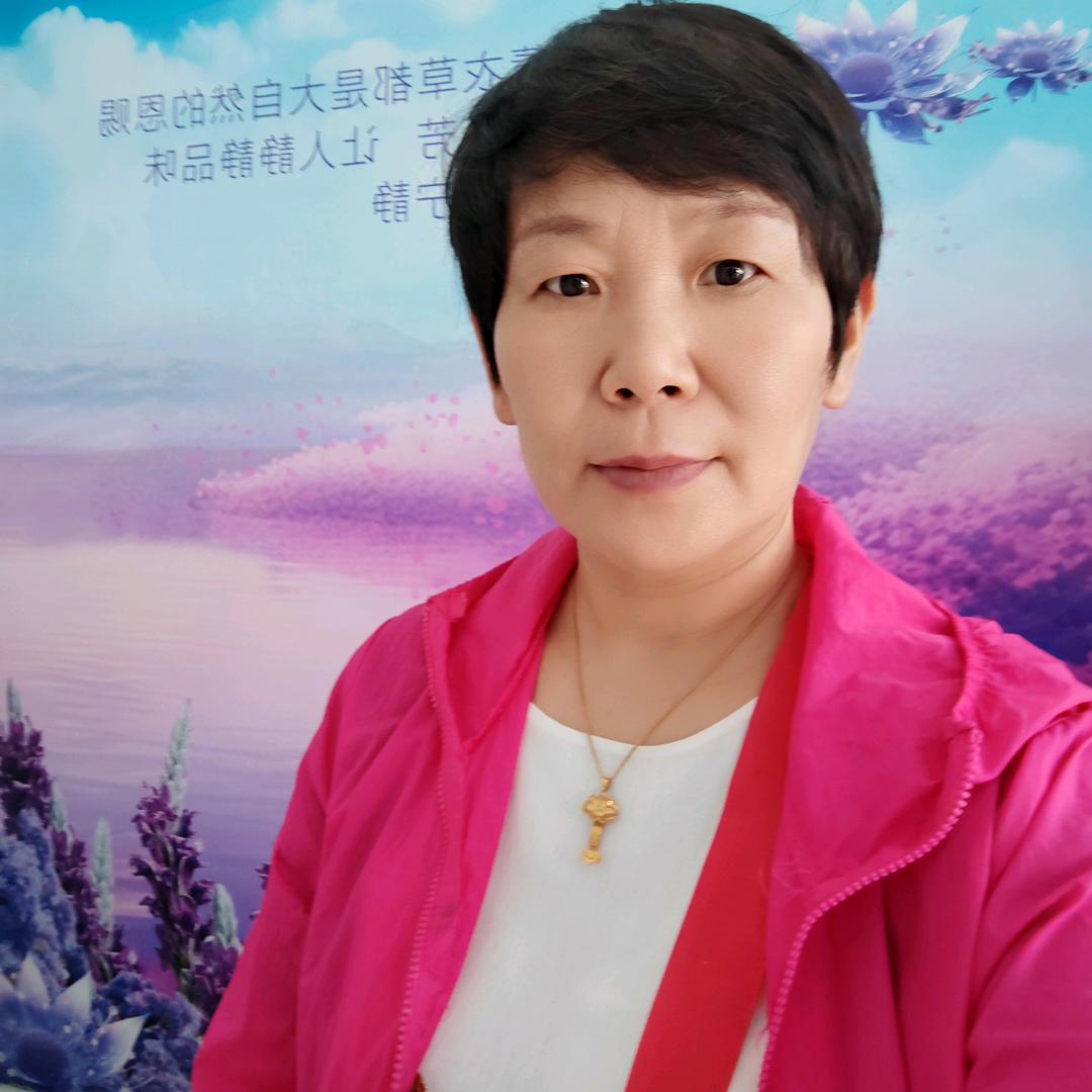 上蔡县白云大道中段青龙巷口路南心帘馨布艺