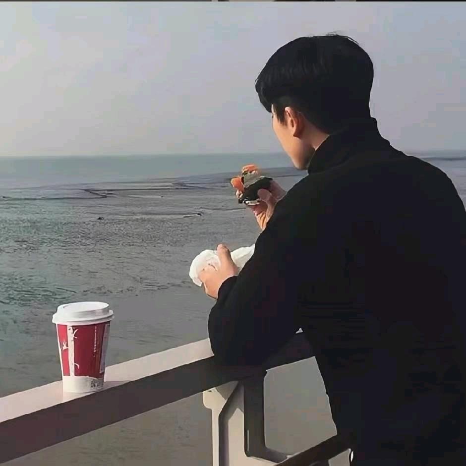 AAA建材批发王总