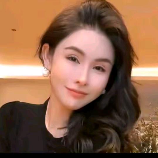 侯點點-穿搭优选