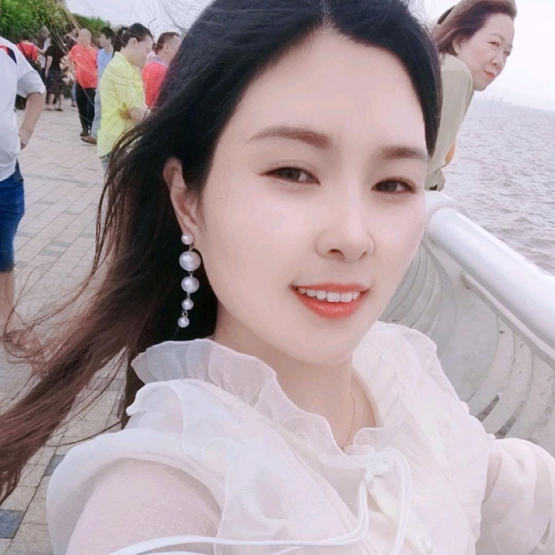 红红@