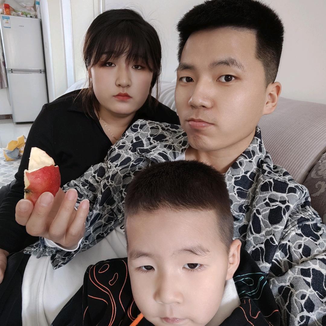 蔡根根