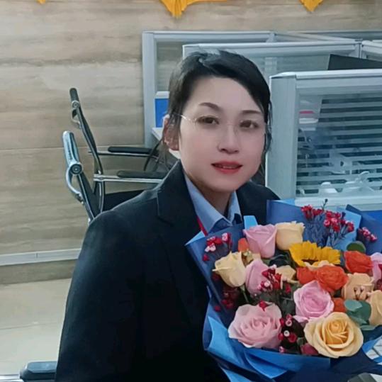 朋立合家政蔡老师（百合花）