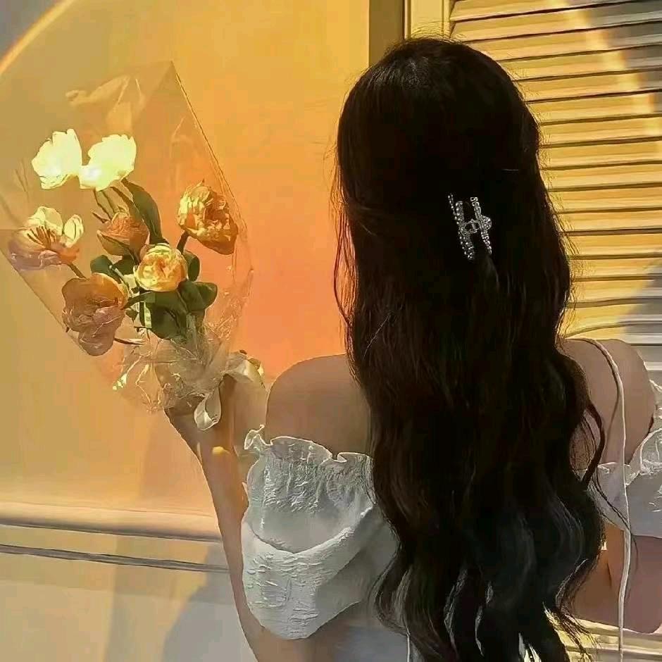→_→彼岸花(>﹏<)