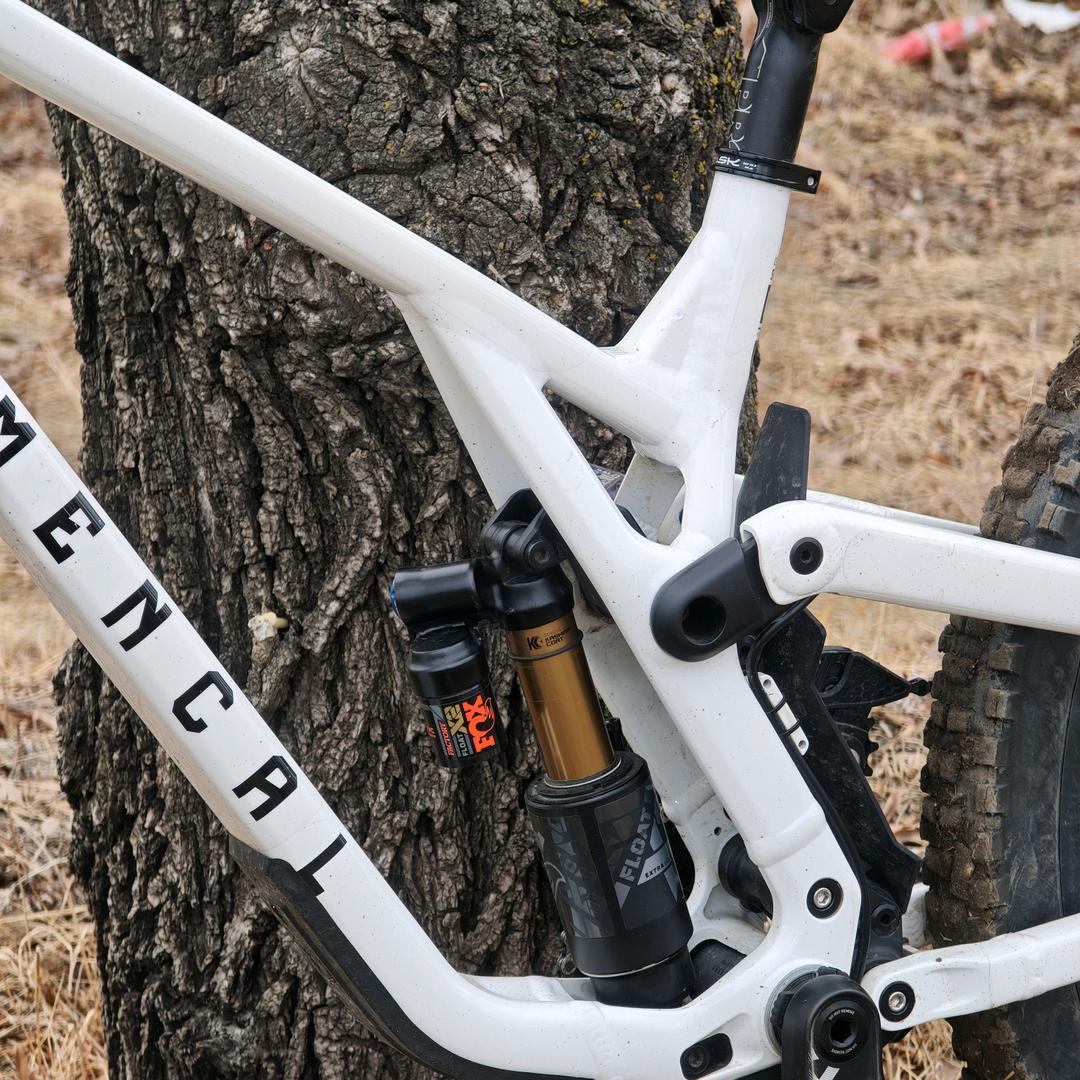 骑dh的commencal