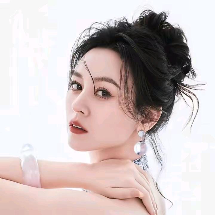 🌈艺姐2113🍀彩虹糖