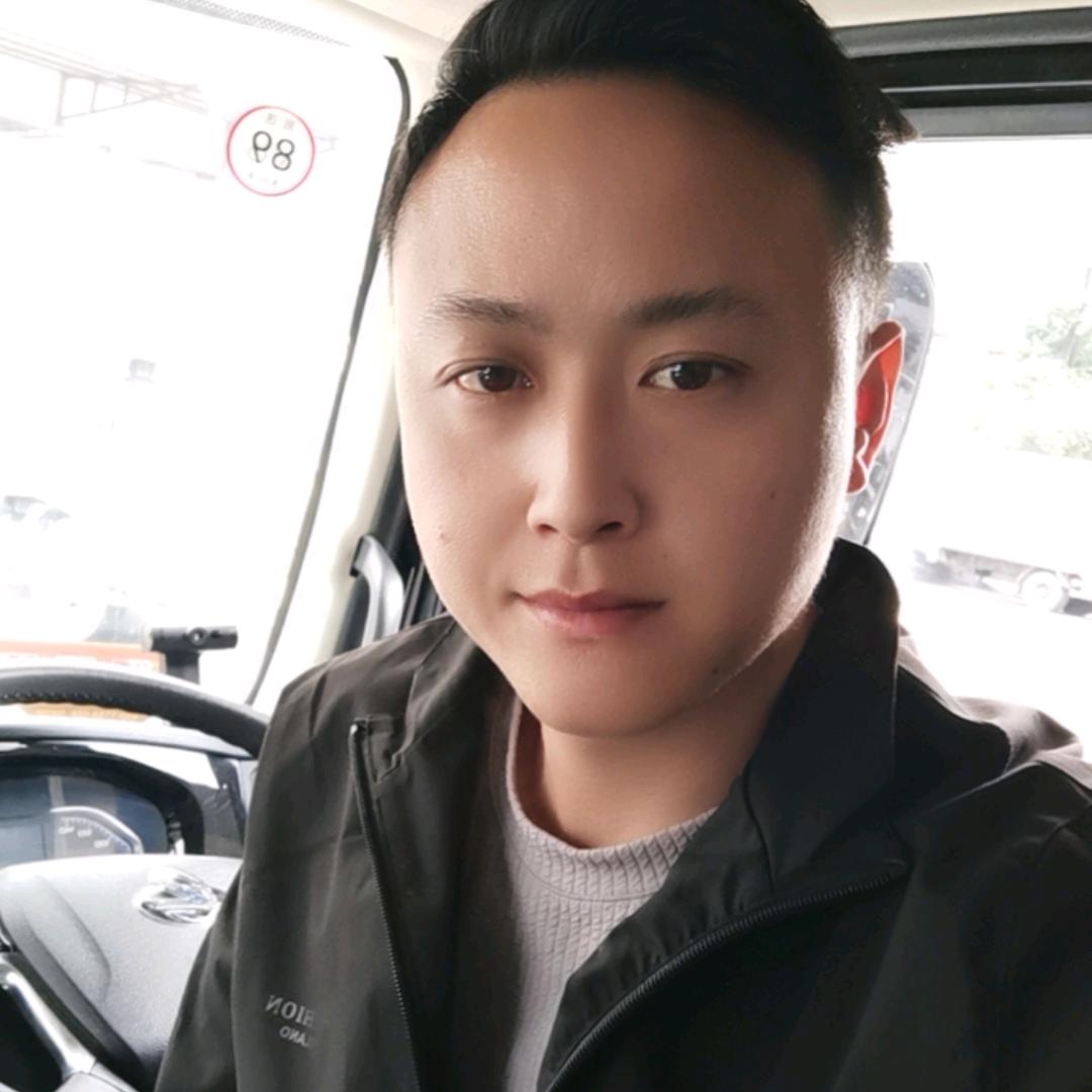 健锅在跑车