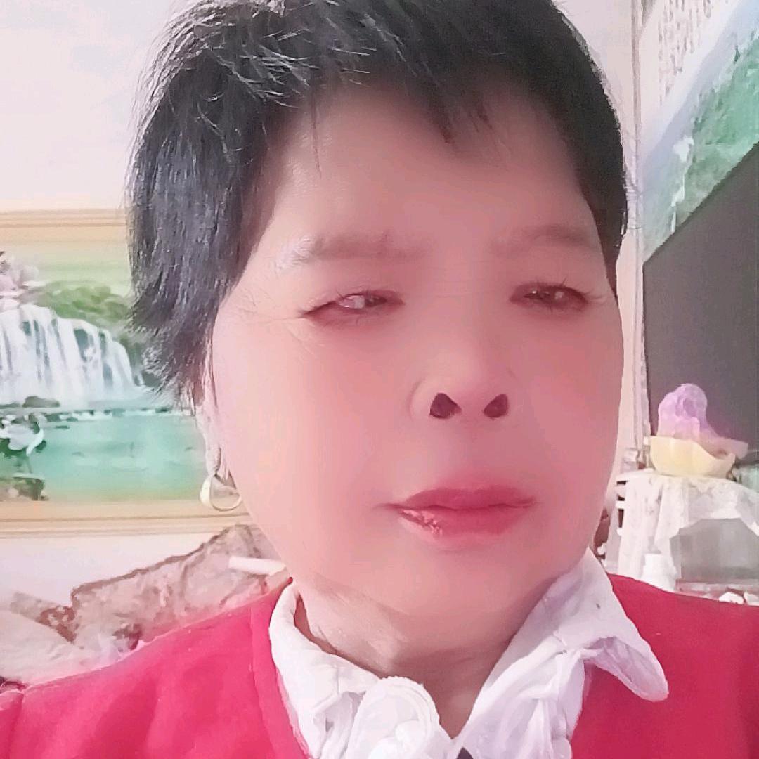 我是（微笑）晚上7：30直播
