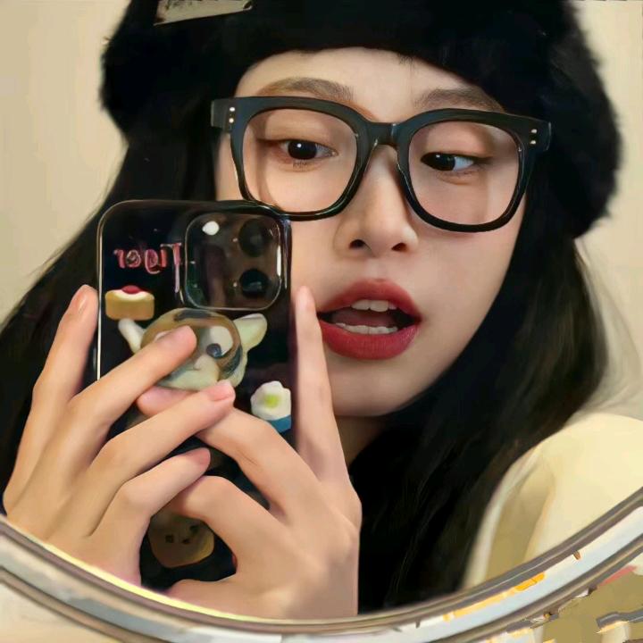 月亮在打灯