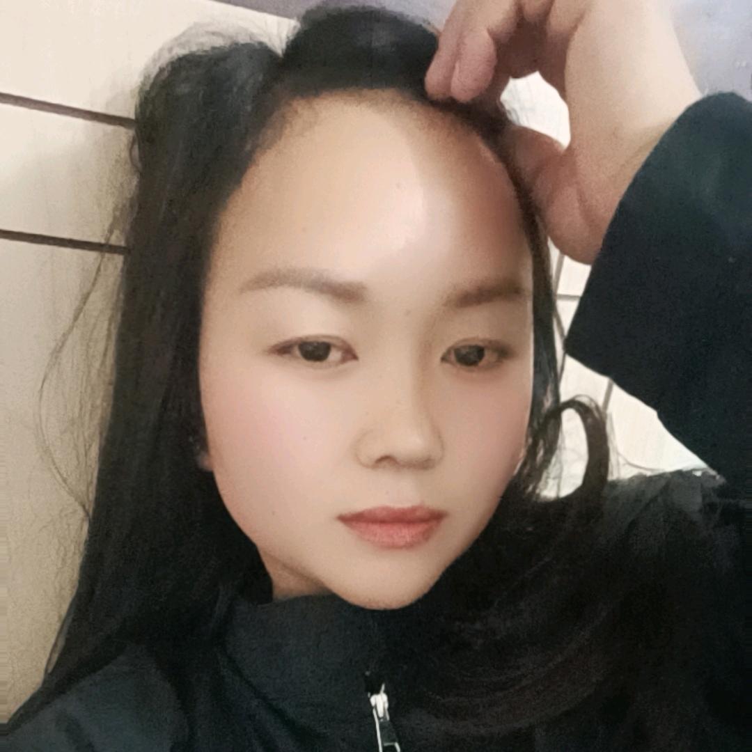 李佳佳”