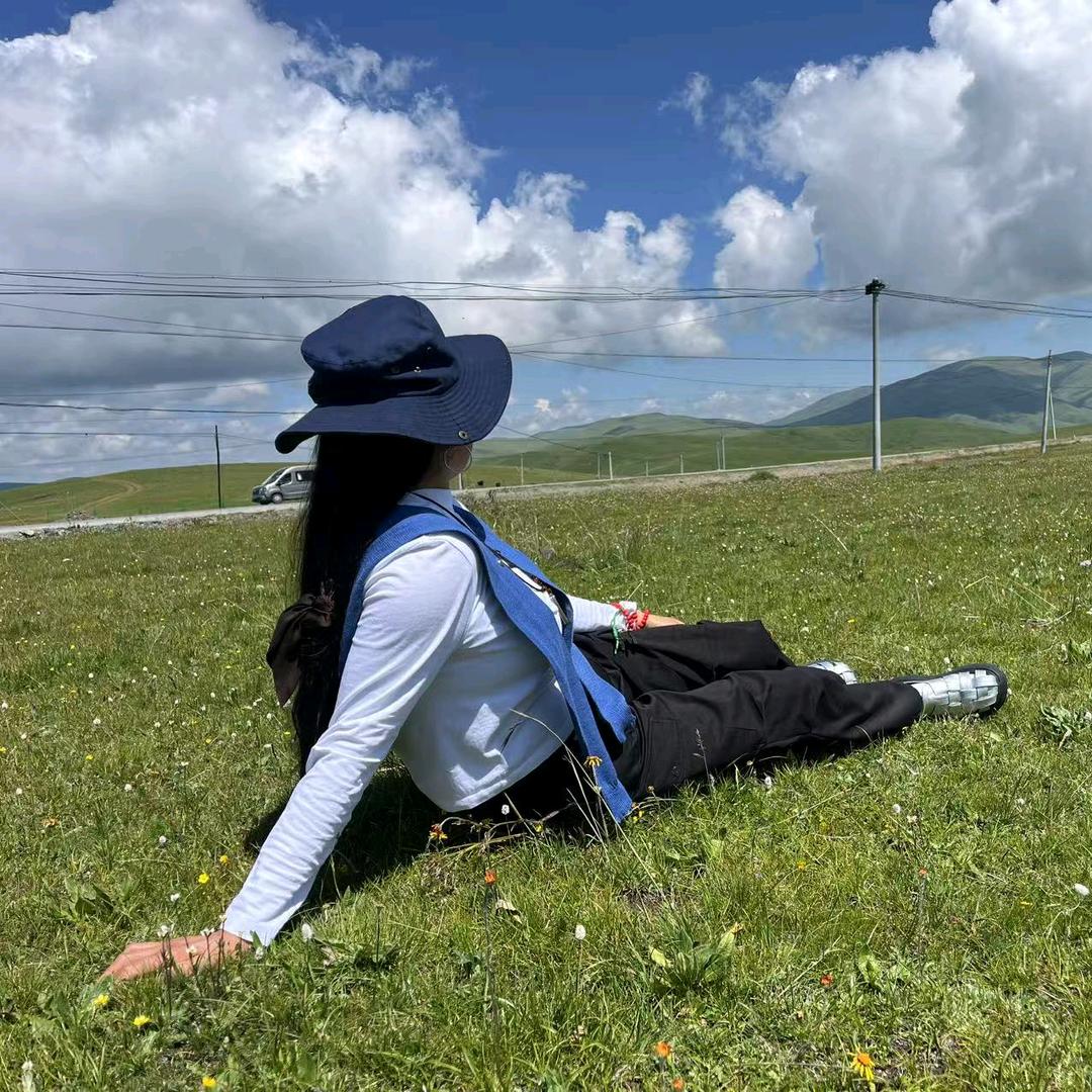 爱唱歌🎤爱跳舞的的女孩💃💃💃