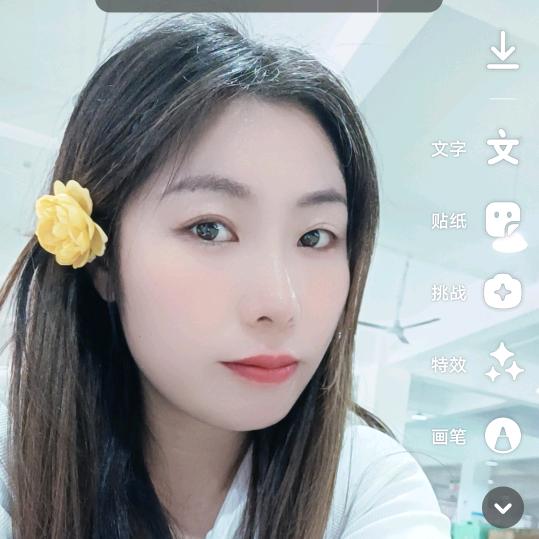 小爱MM