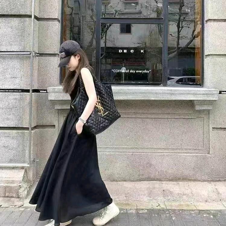 初一买手女装一号店