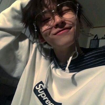 小新@.
