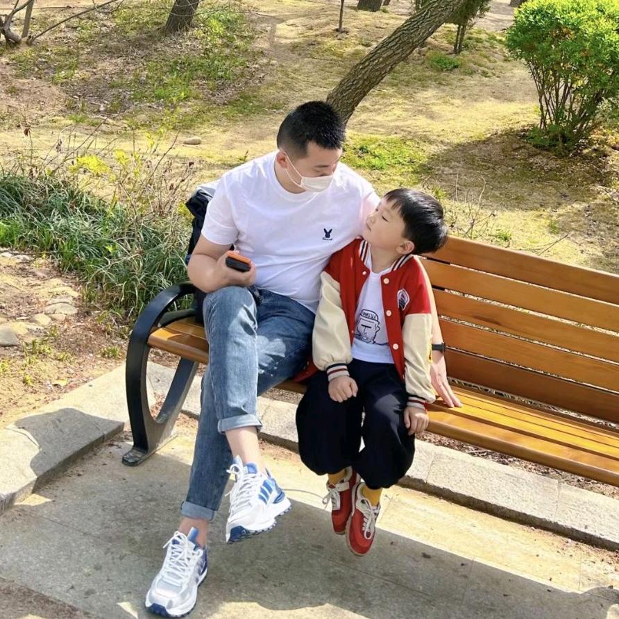 快乐的安先生😇