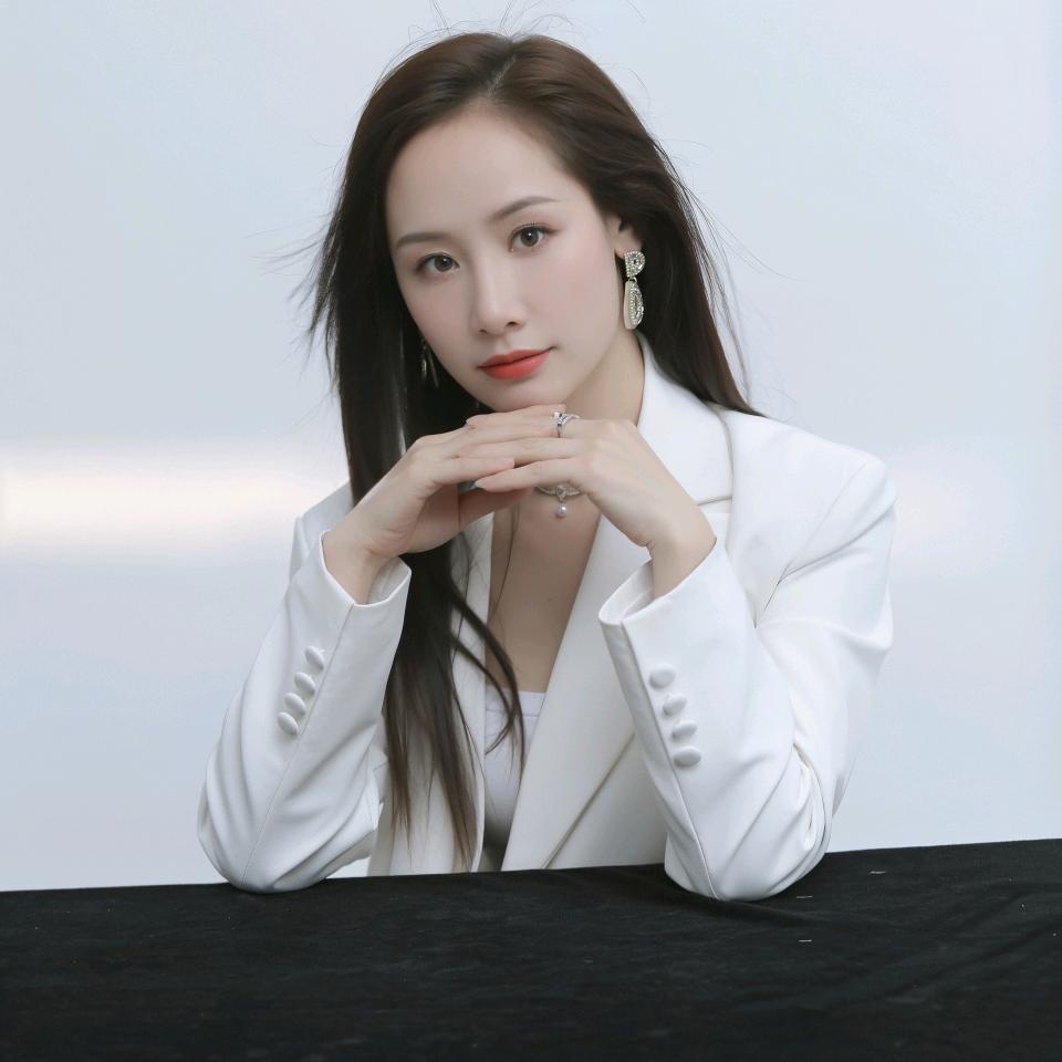 乐芭文化传媒工作室