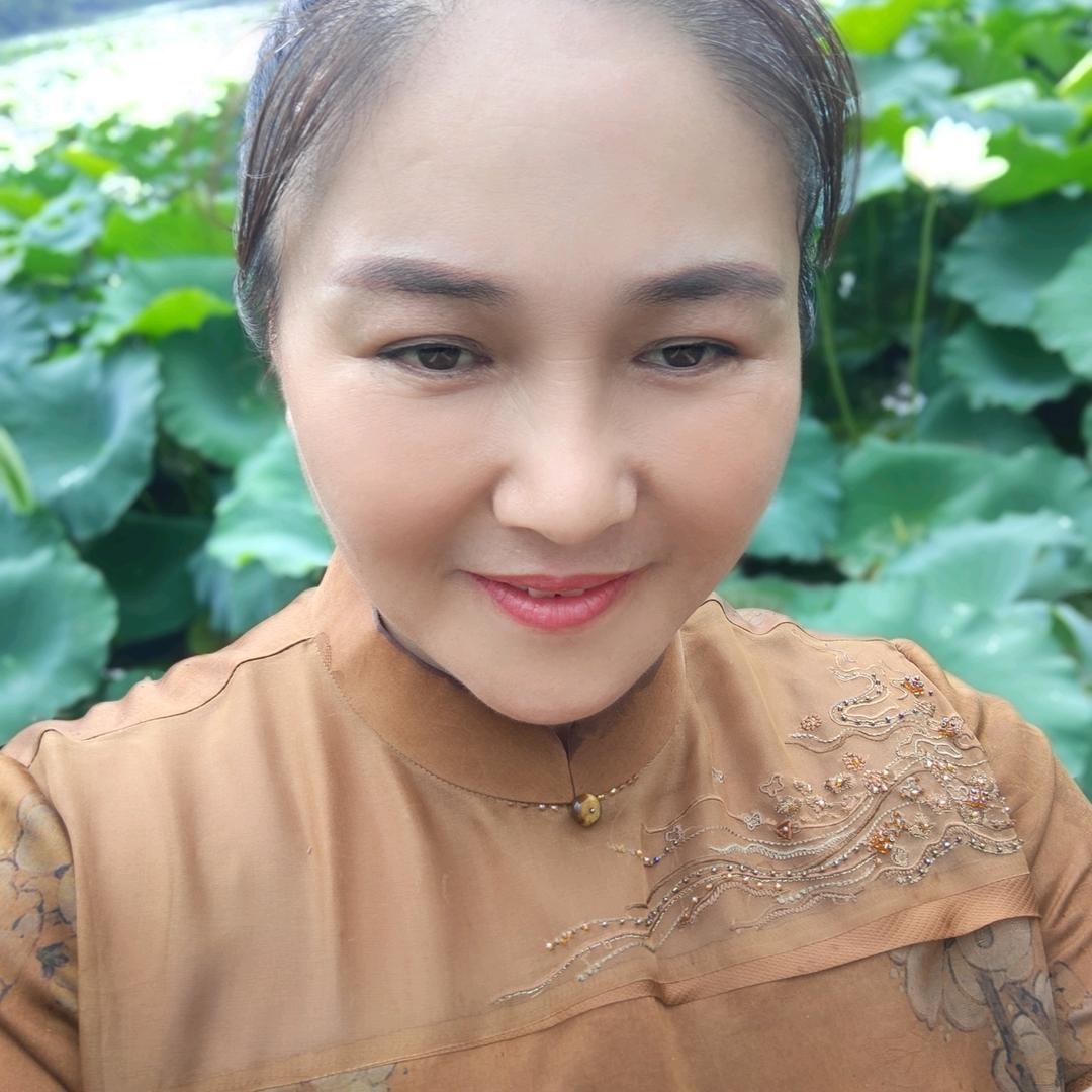 八岗镇，温泉洗浴