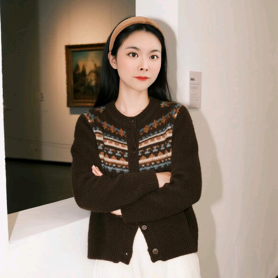 ʟ̆̈ᴜ̆̈ᴄ̆̈ᴋ̆̈ʏ̆̈🧡