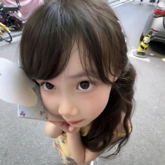 酸妞不吃蒜