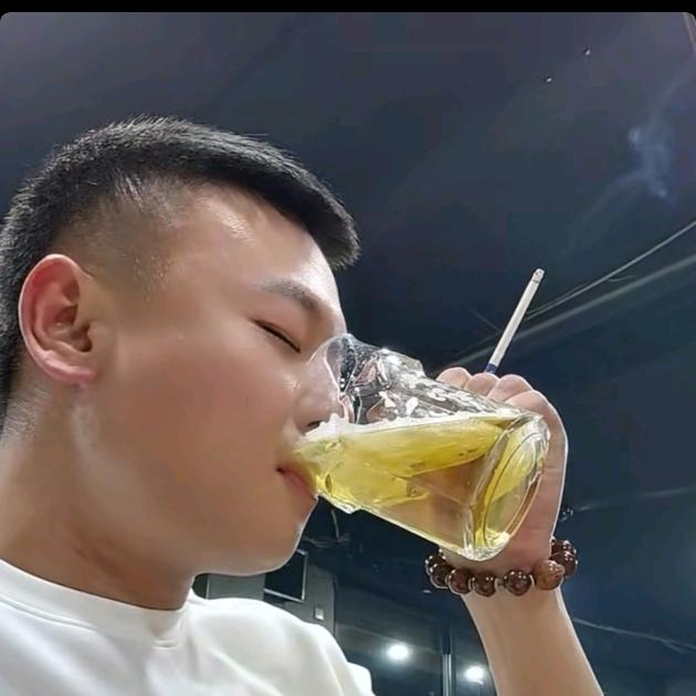 琪