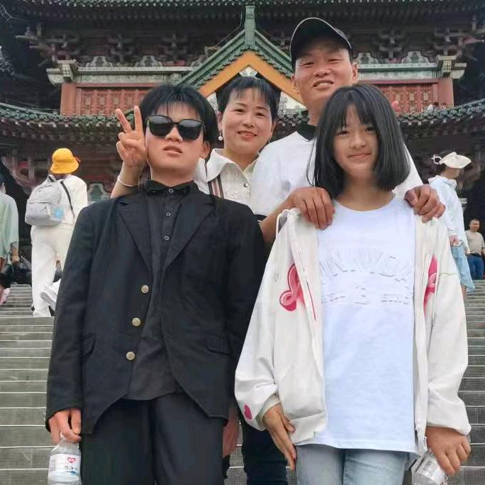 《邓家三姐》拒绝私信