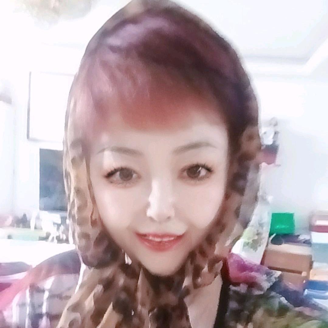格格晚上七点九分直播