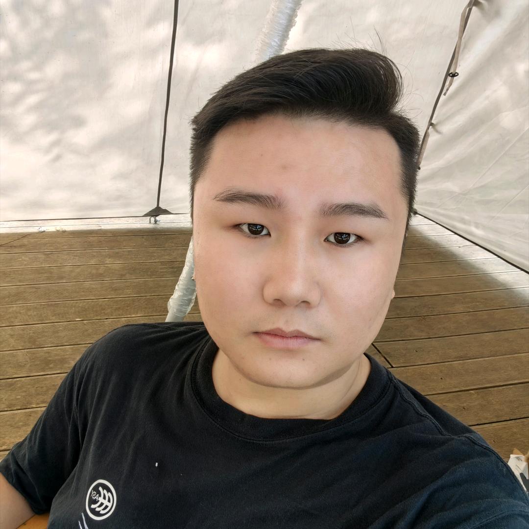 徐亦洋爸爸在努力