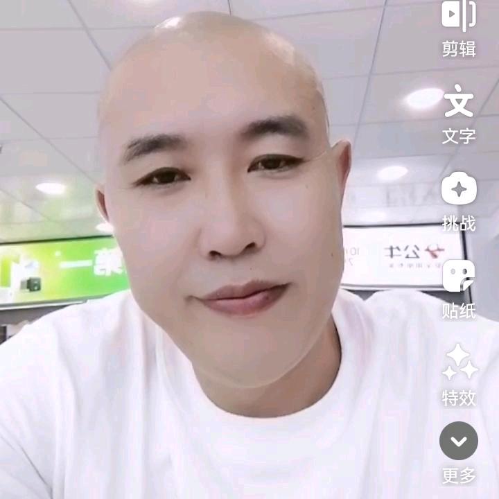 心如荒岛。