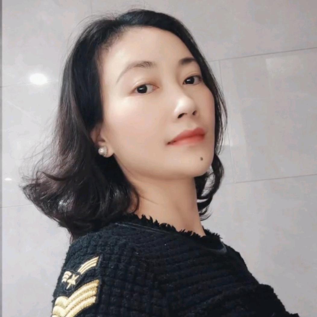 侗妹婉庭