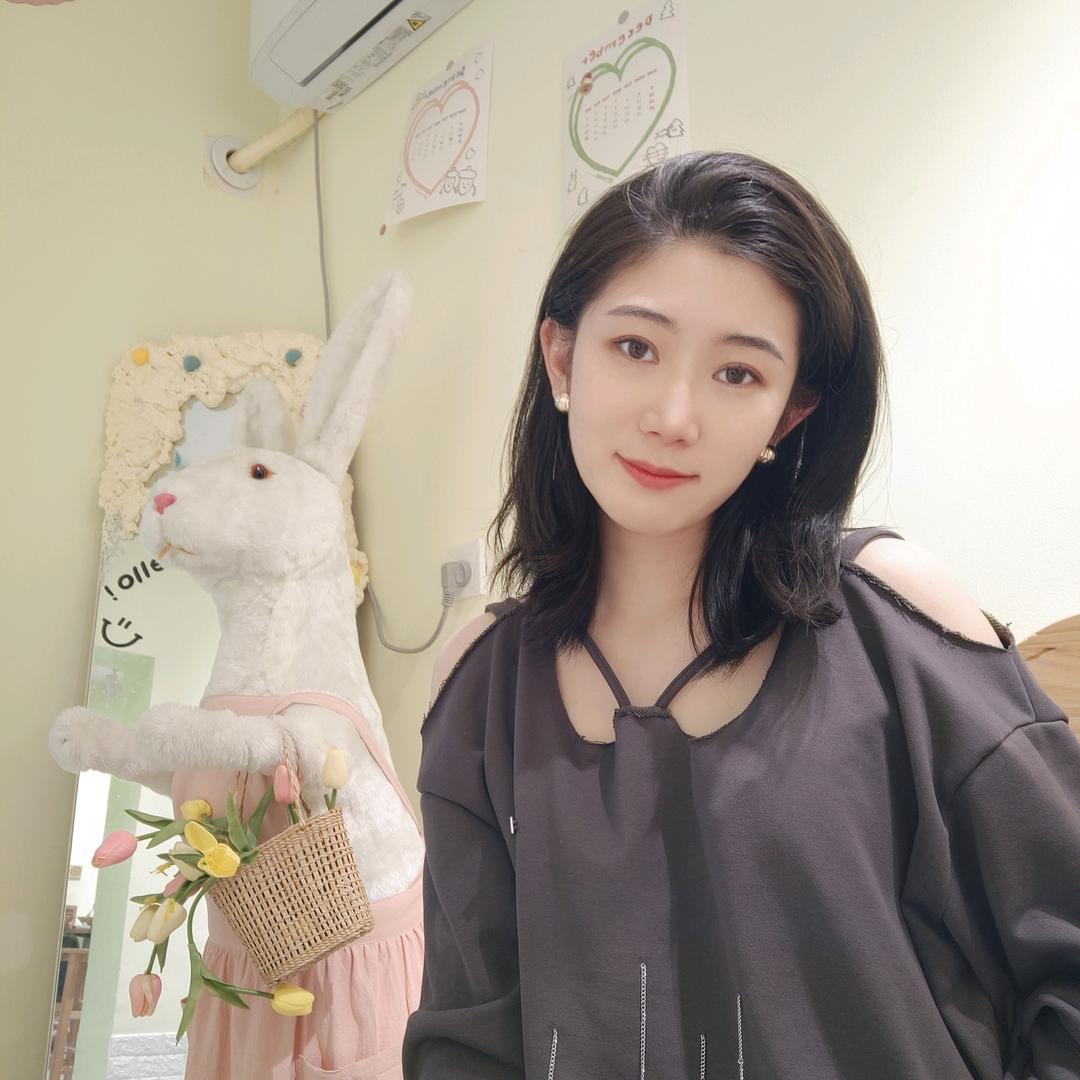 不在水里🐬