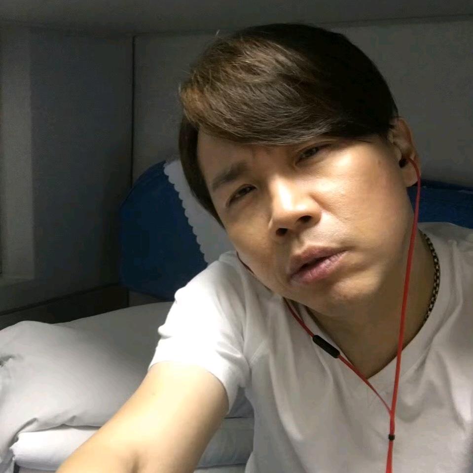 无敌暴龙战士之悲伤深情大蛤蟆