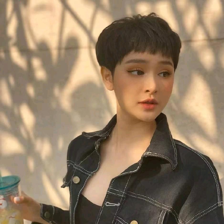 艺境美发沙龙 专业烫染