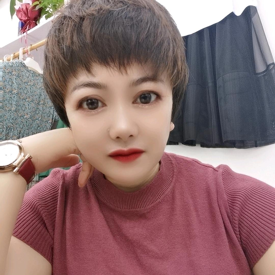 诗岚谦