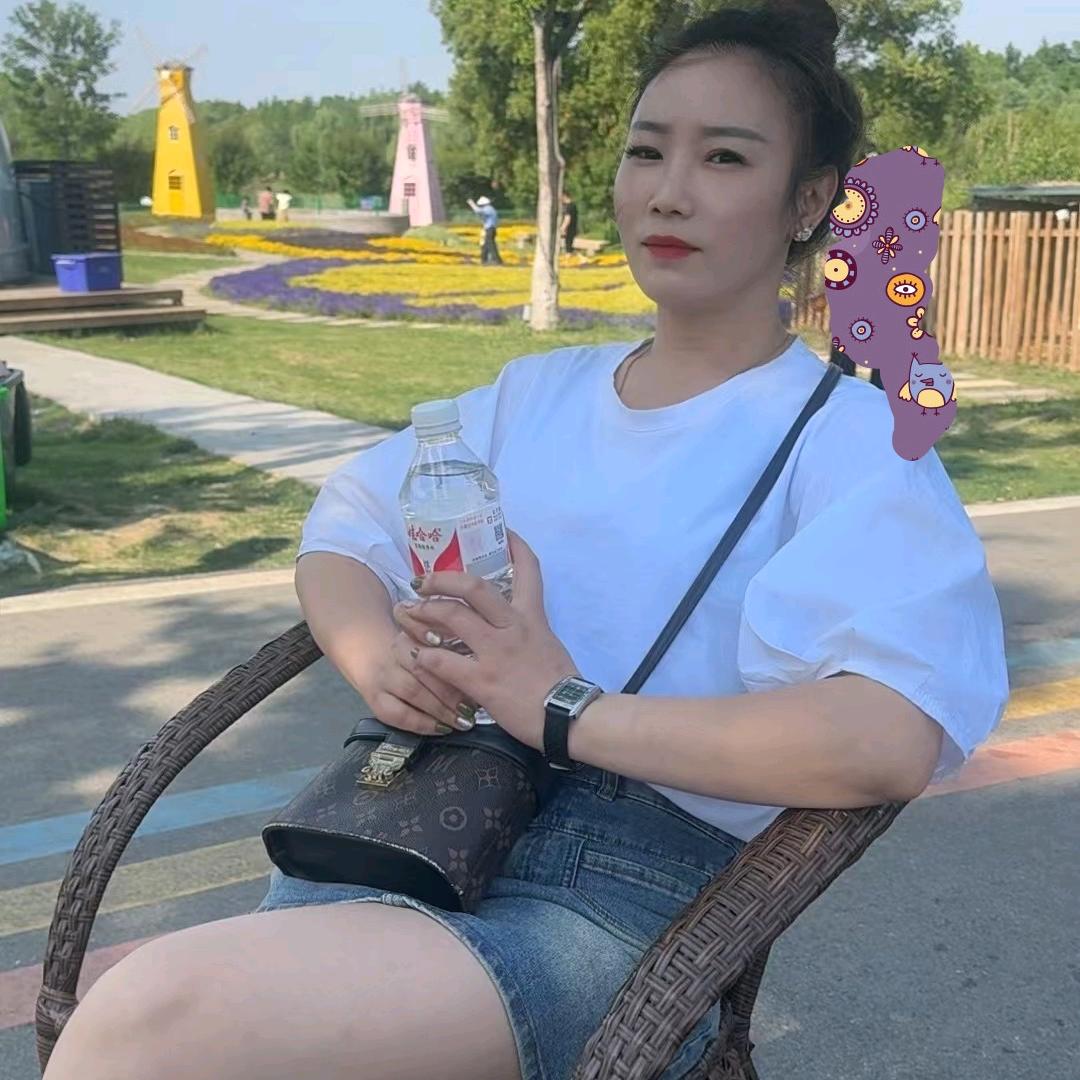 :╭(╯半ε颗糖╰)╮