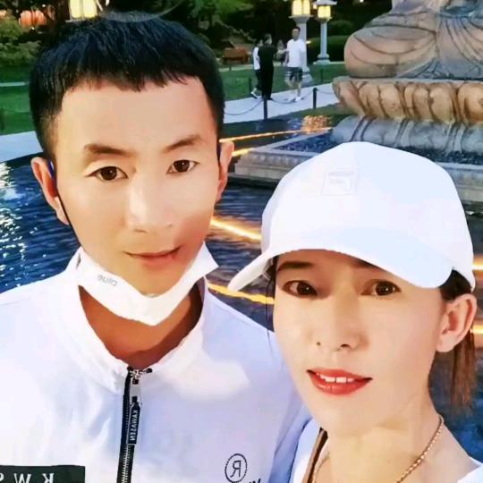 汪坤
