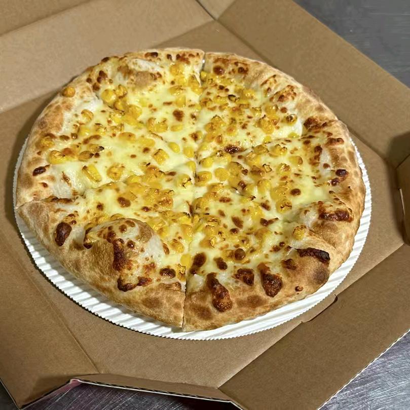 司门前酸奶遇见披萨甜品店