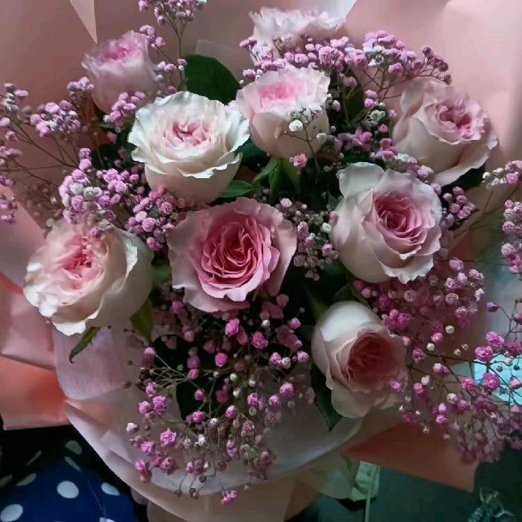 忘掉现在回忆过去