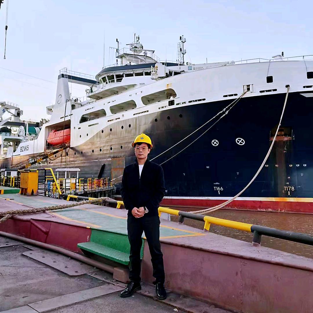 中帆渔业卢四明