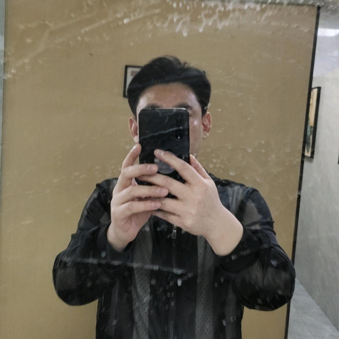 光辉隋月