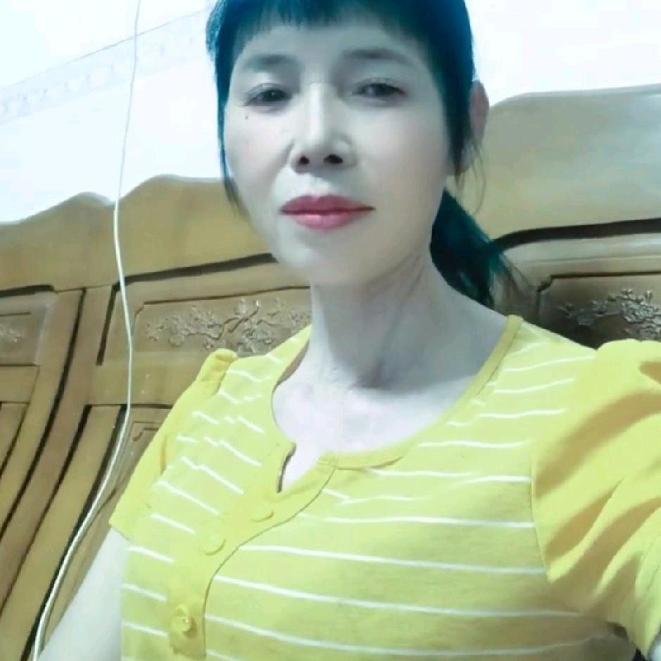 黄小香