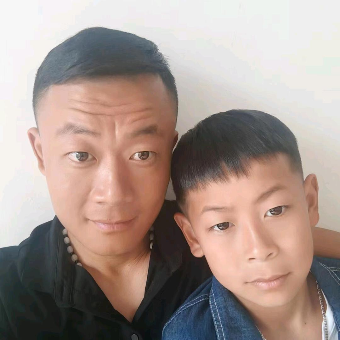 龍。。。。。。