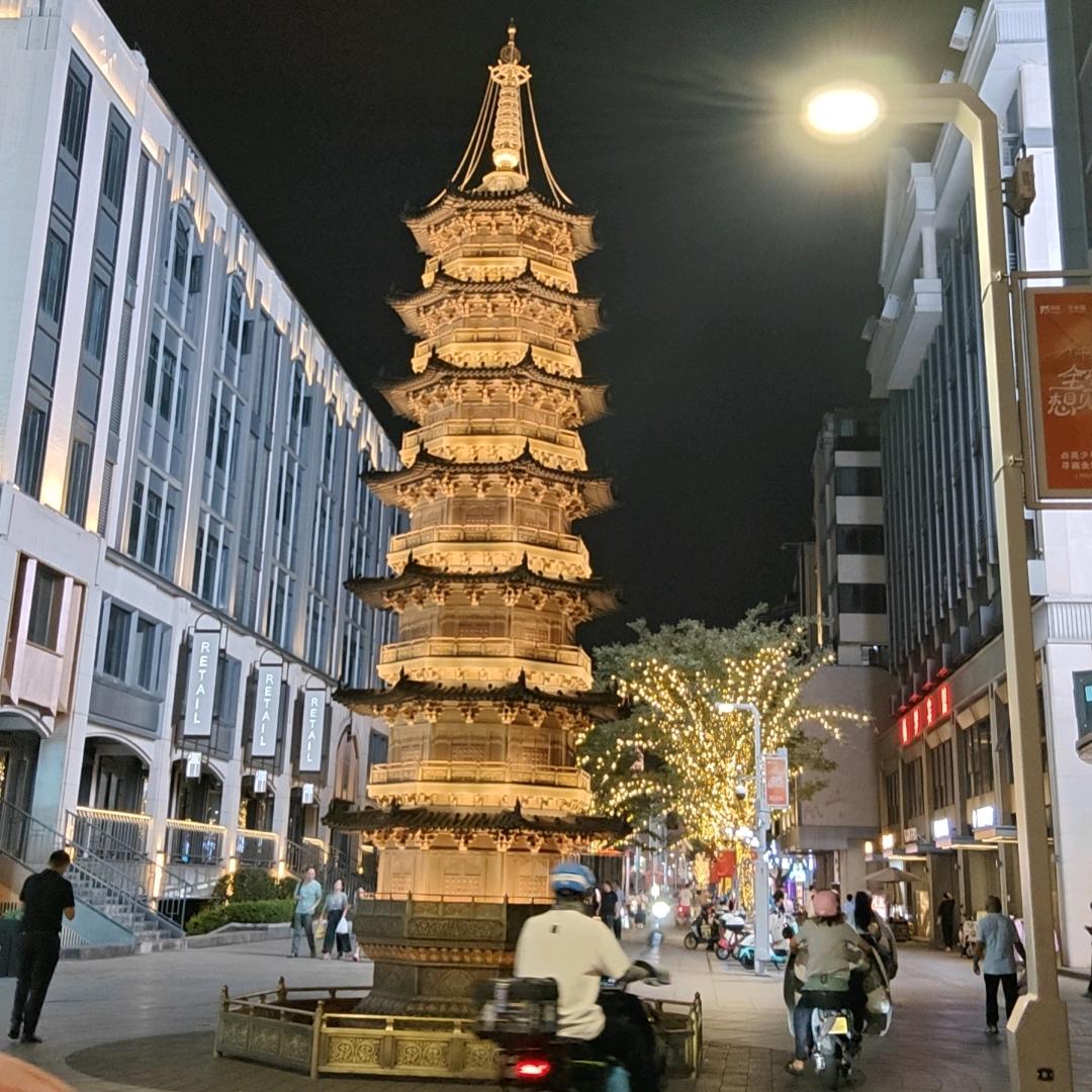 云南教学设备有限公司。