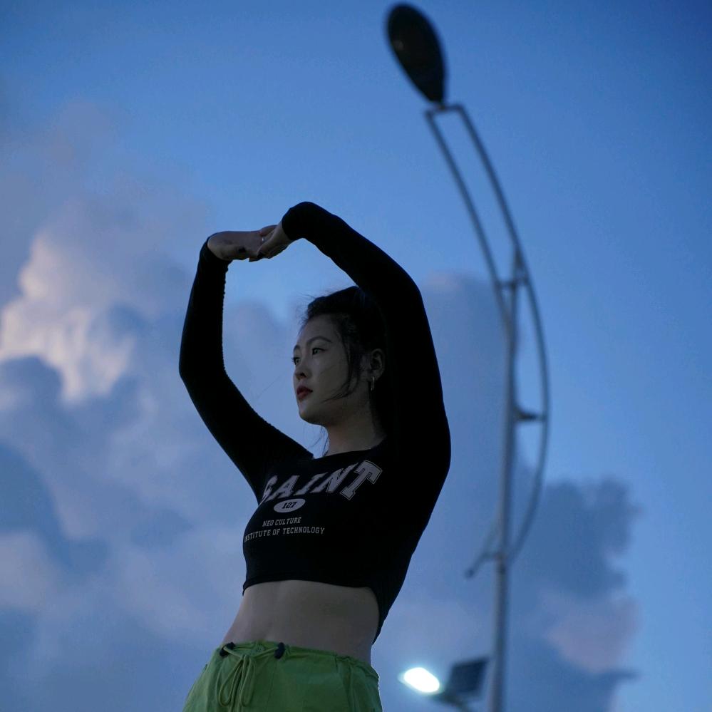 172的咕咕莉（高个子）